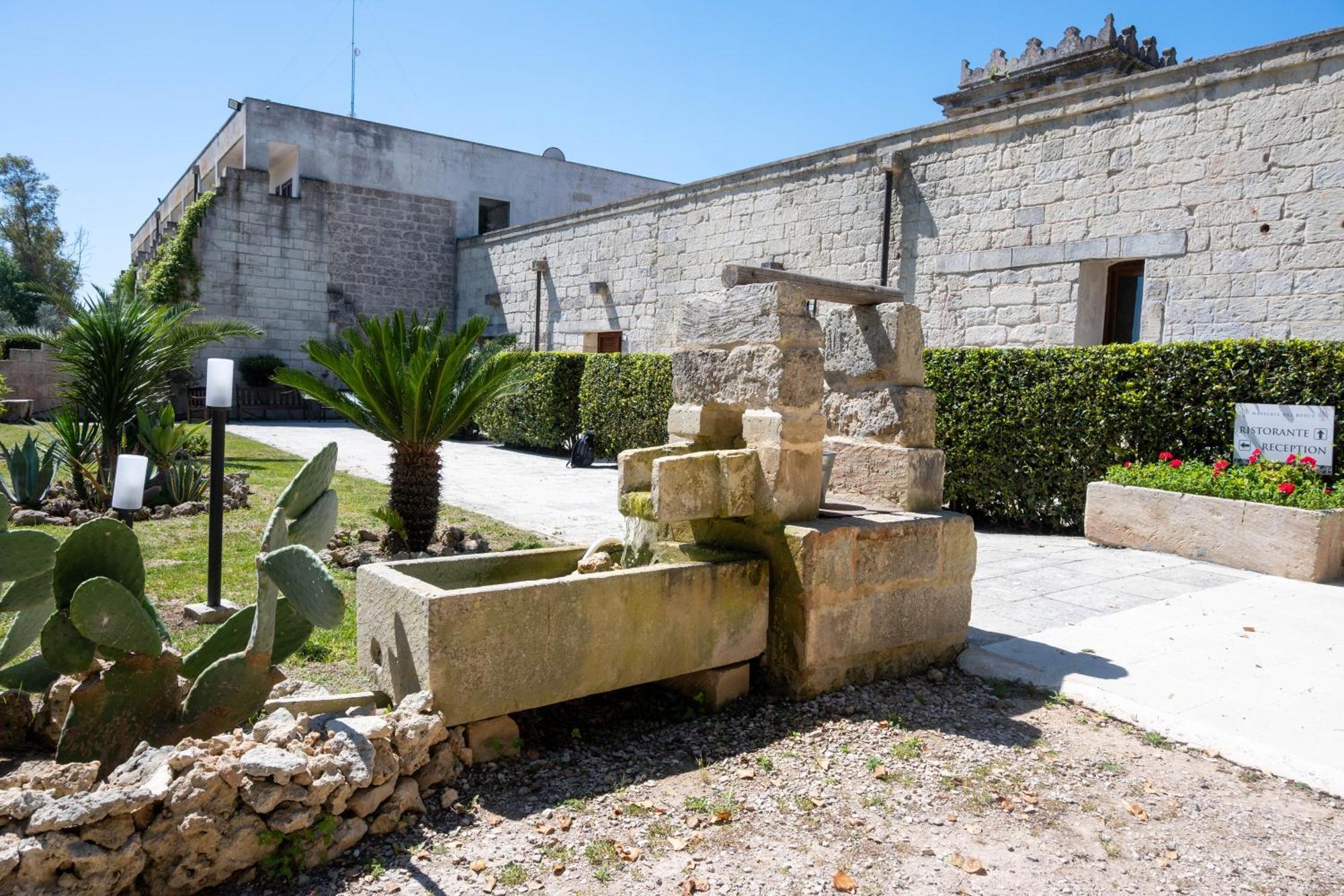 Agriturismo Masseria Del Bosco Makyva Borgagne Eksteriør billede