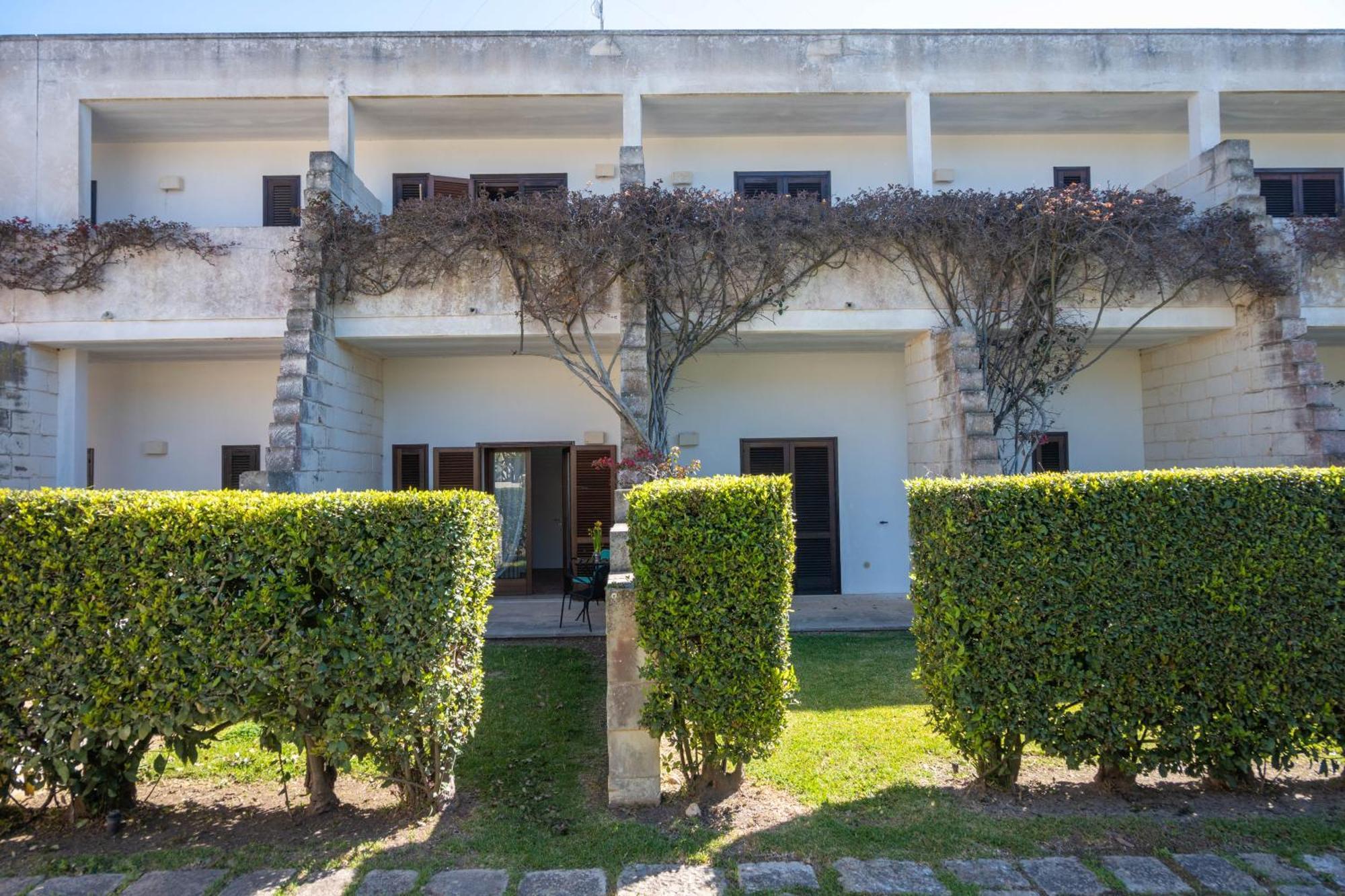 Agriturismo Masseria Del Bosco Makyva Borgagne Eksteriør billede